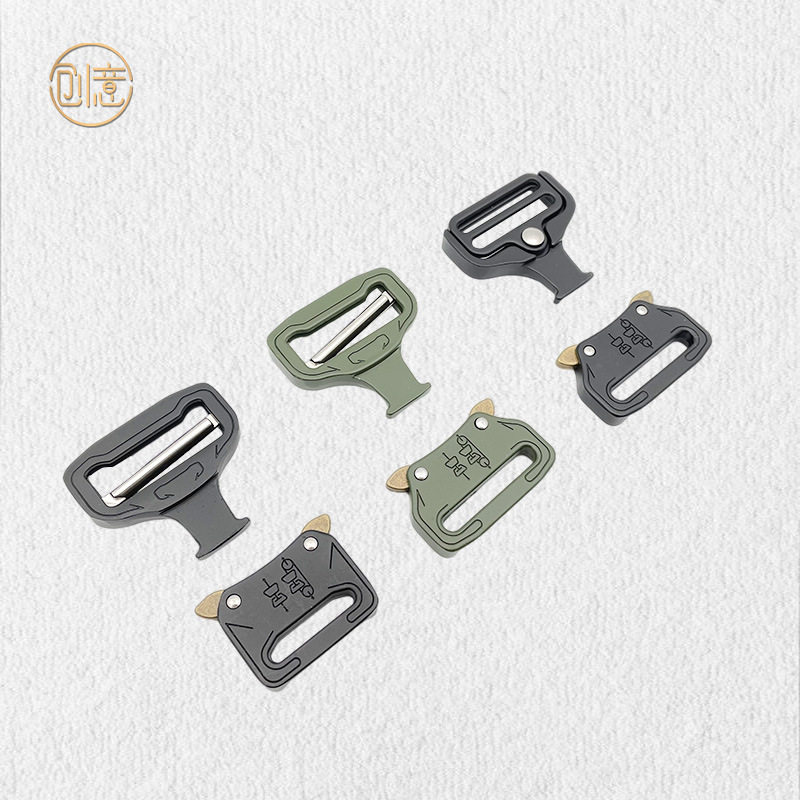 Factory direct multi-specification zinc alloy strength belt webbing adjustment buckle Cobra metal tactical buckle