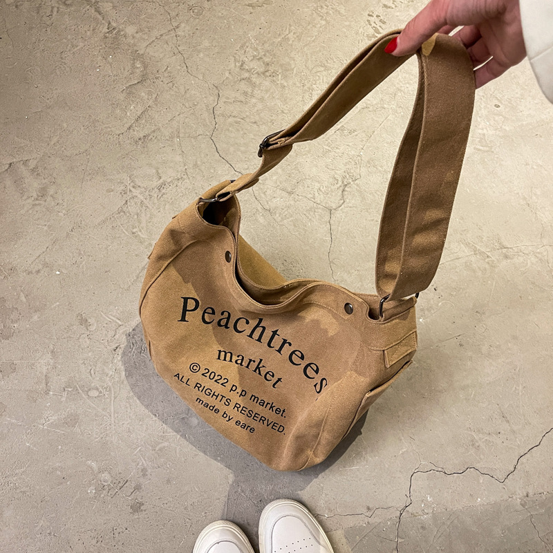 Letter canvas bag for women 2022 new all-match tote bag student class messenger bag large capacity shoulder bag fashion