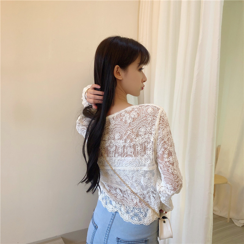 2024 new summer new Korean style sun protection clothing women's age-reducing hollow lace outer wear western style small shirt top cardigan