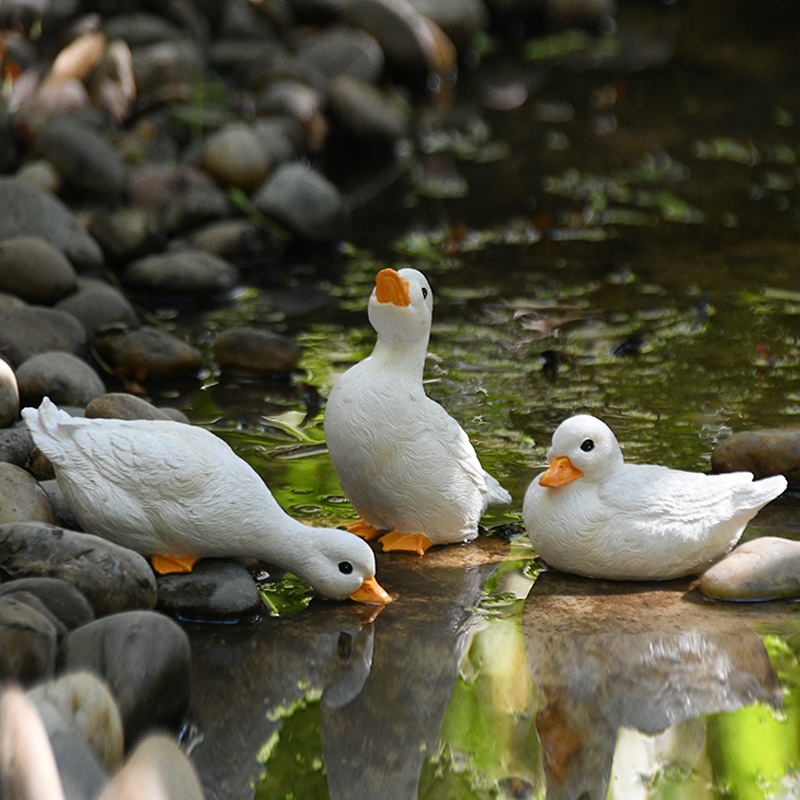 Outdoor courtyard rockery fish tank pool garden decoration landscaping creative simulation animal layout drinking water duck ornaments