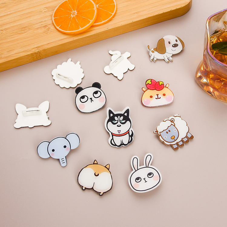 Creative soft cute acrylic cartoon badge cute small animal brooch schoolbag accessories pendant pin patch customization