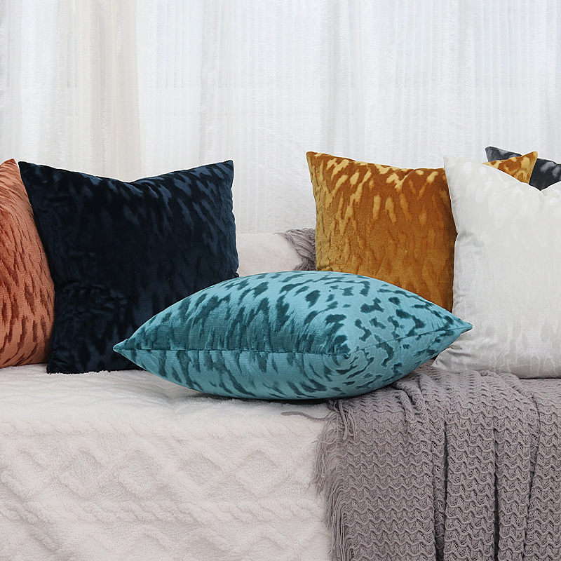 Nordic Simple Wave Pattern Solid Color Velvet Cut Flower Pillow Case Amazon Cross-border Velvet Dark Pattern Cushion Cover