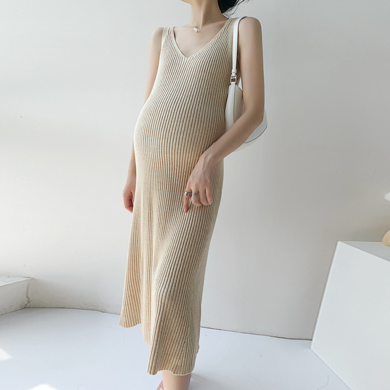 2023 Internet Popular Pregnant Women's Base Skirt V-Neck Thickened Core-Spun Yarn Knitted Skirt All-Match Vest Skirt Pregnant Women's Dress