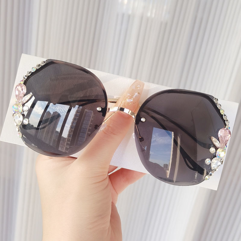 2022 New Cross-border Fashion Rhinestone Sunglasses Women Slim Sunglasses Trendy Sunscreen UV Protection Korean Style Glasses