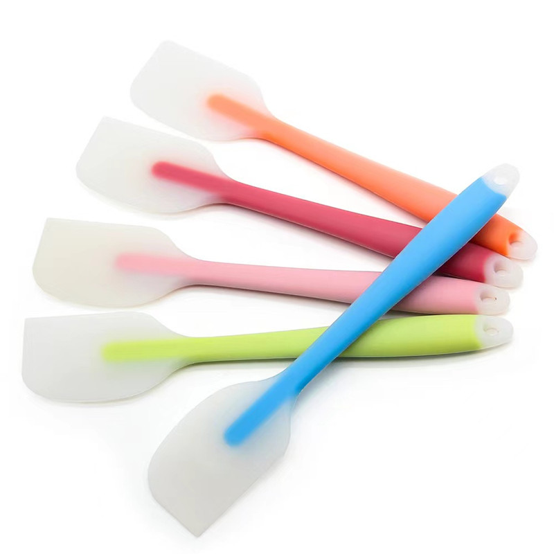 Factory wholesale silicone large spatula translucent one high temperature butter cake cream knife baking utensils