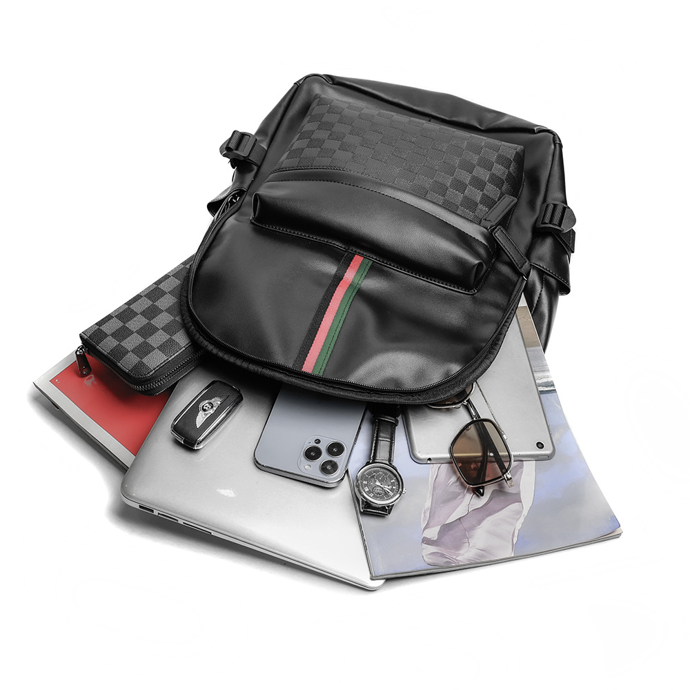 Spot wholesale New Korean men's backpack fashion style leather schoolbag men's bag factory direct sales