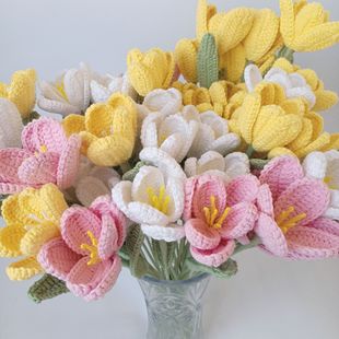 Tulip bouquet Art small fresh DIY homemade gift for girlfriend wool hand-woven imitation flowers wholesale