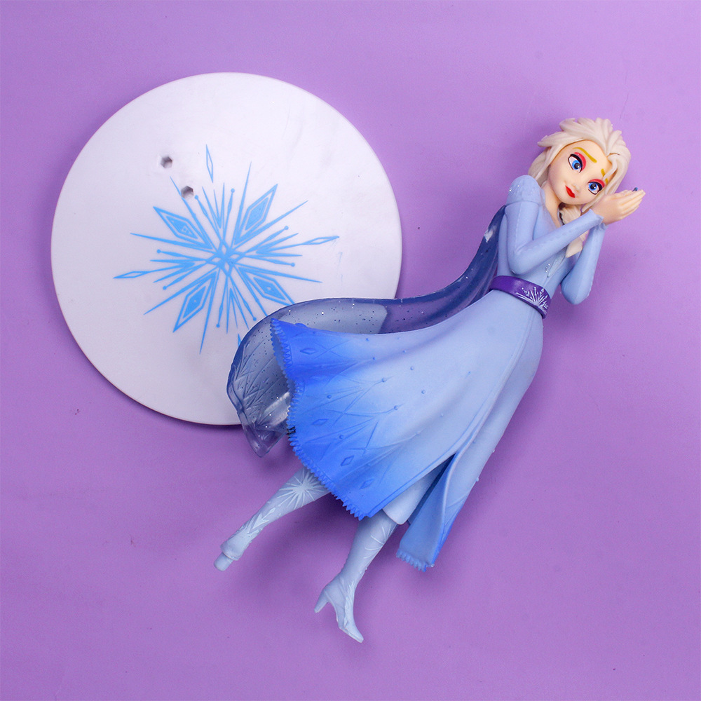 Solid PVC hand holder lizard large base Aisha princess cake decoration Princess hand-made home decoration