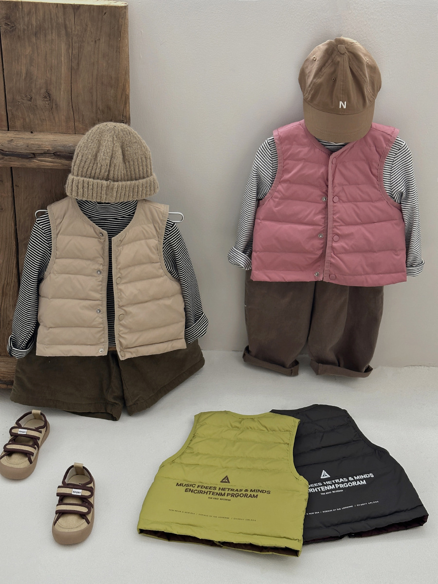 Autumn and Winter new children's down vest white duck down children's clothing baby vest baby casual vest one-piece delivery