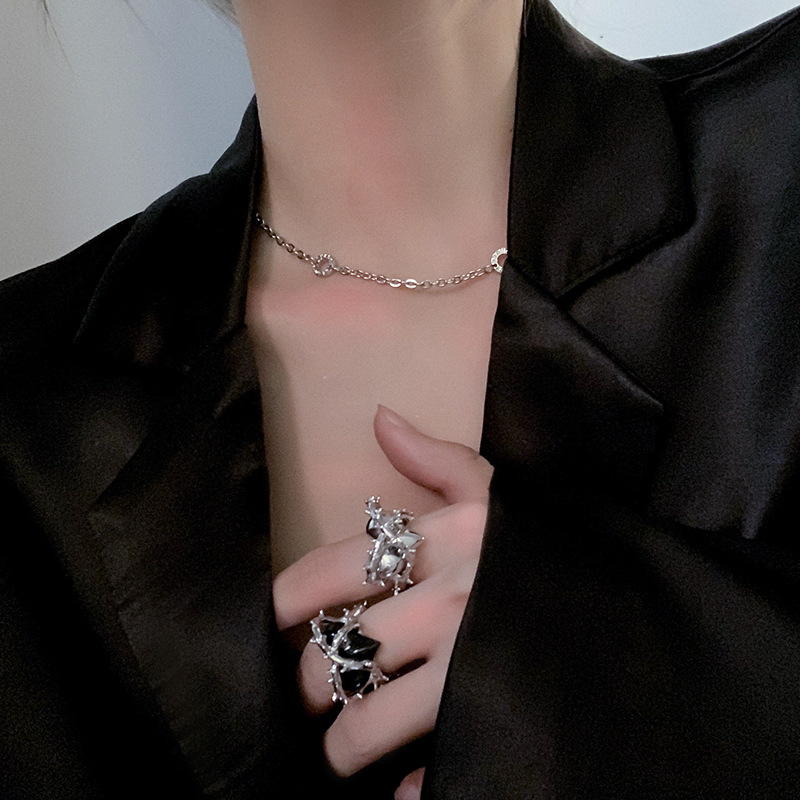 Dark Style Thorns Love Ring Female Male Niche ins Punk Cold Style Advanced Sense Open Ring