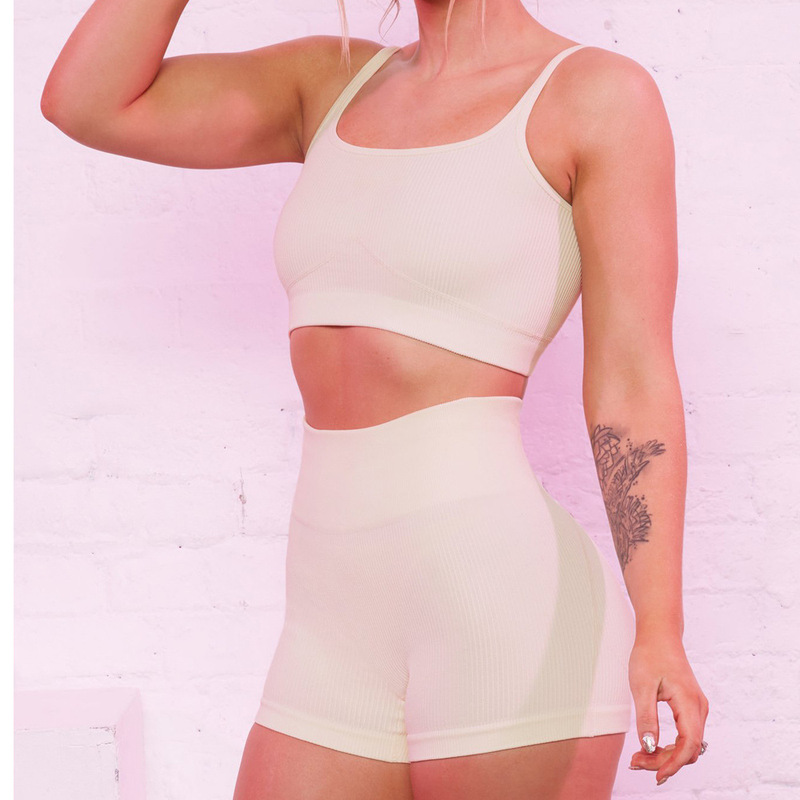 アマゾンの新型鶏心襟ヨガ服女性セット高腰ヨガパンツねじシームレスブラジャートレーニング服|undefined
