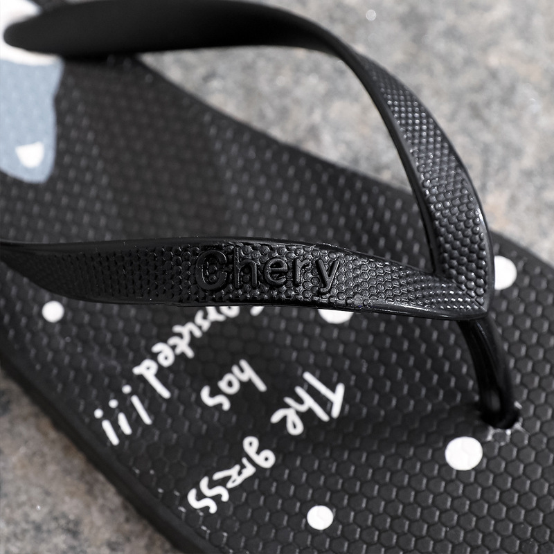 Women's Flip-Flop Sandals New Style Out-of-Home Women's Slippers Anti-Slip Internet Popular Flip-Flops Women's Summer Outwear Fashion