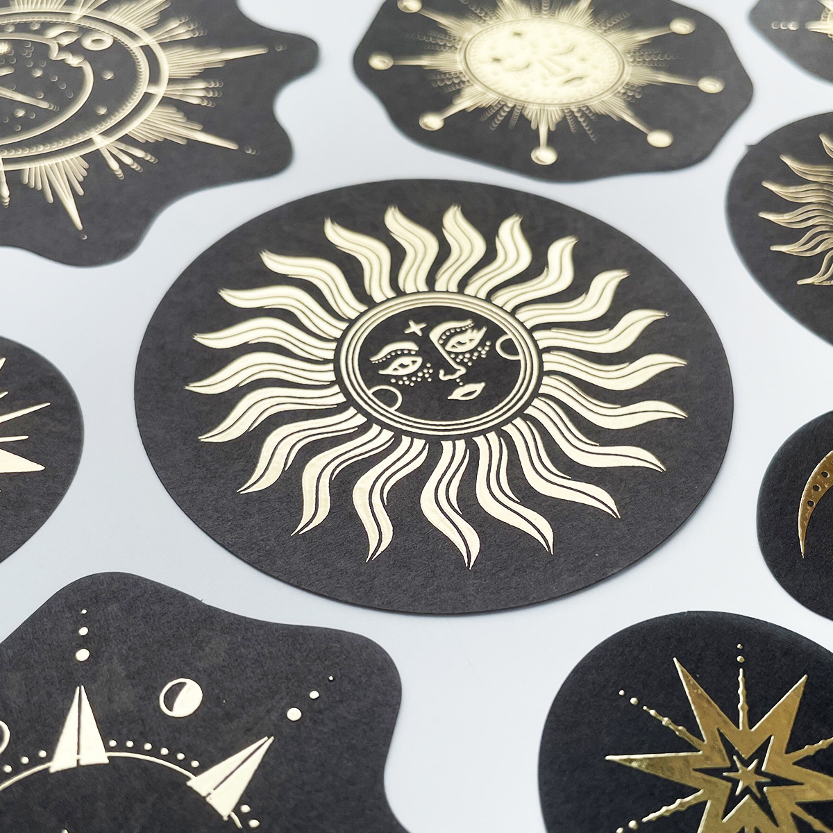 Cold ironing sticker bag hand account and paper bronzing hand account sticker Creative Constellation girl sticker art decoration material