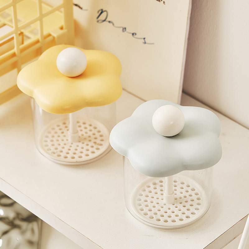 Facial Cleanser foaming device Portable Press-type shampoo foaming device household cute foaming device manual hair foam