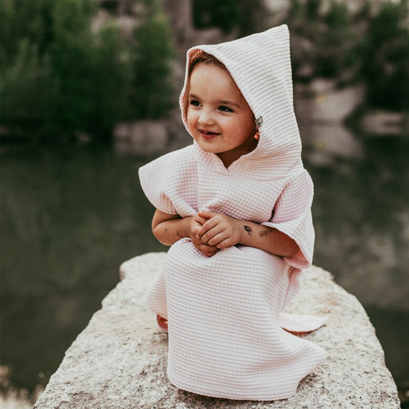 Fashion Solid Color Simple Baby Bath Towel Baby Boys and Girls Hooded Beach Towel Waffle Cotton Absorbent Bath Towel
