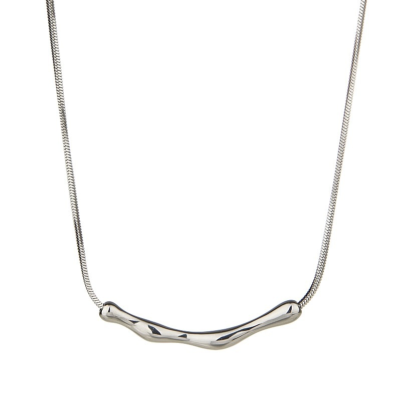 Irregular Metal Pleated Necklace Niche Design Clavicle Chain Ins Cold Style Simple All-Match Short Necklace Chain