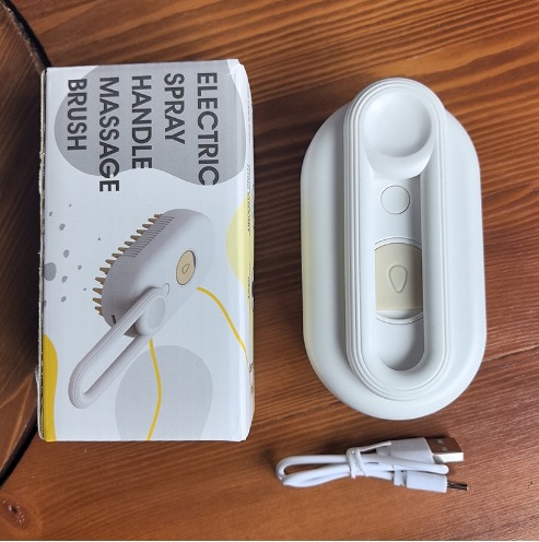 Cross-border electric rotary one-button spray brush cleaning hair removal comb cat and dog anti-fly hair charging pet spray massage comb