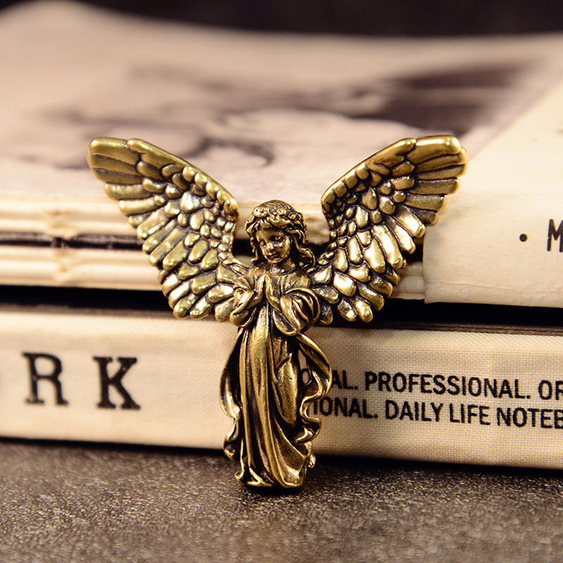 Cross-border brass angel small ornaments guardian angel wings trendy personalized jewelry love god Cupid desktop ornaments