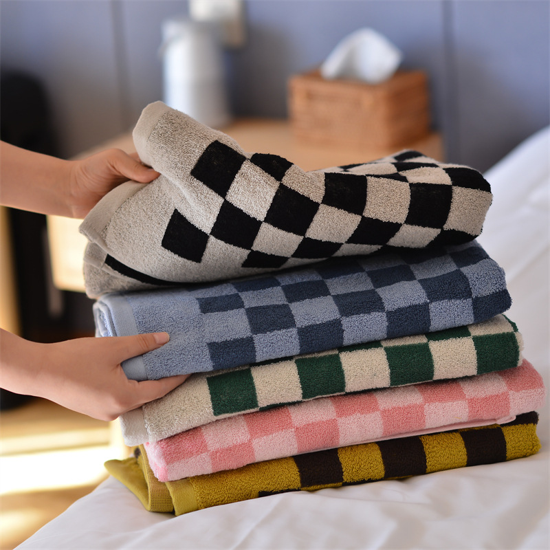 Classic checkerboard bath towel towel cotton absorbent soft