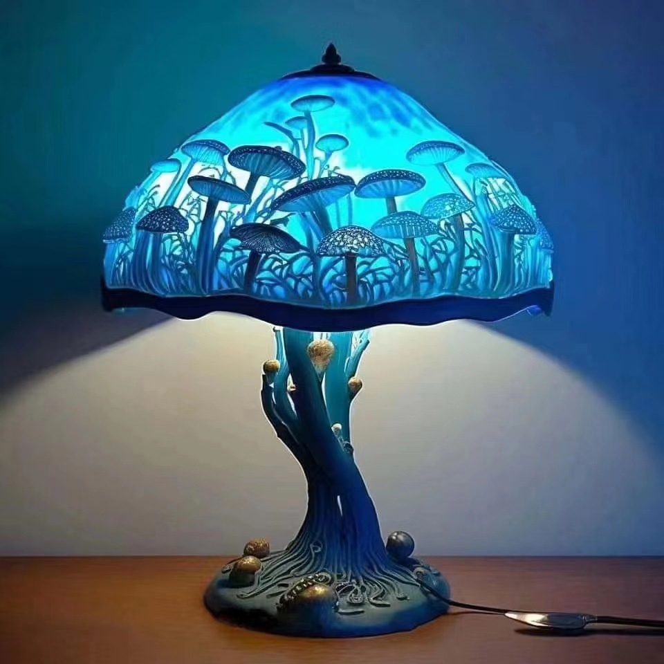Cross-border new Amazon independent station home decoration colorful table lamp decoration European country style desktop decoration