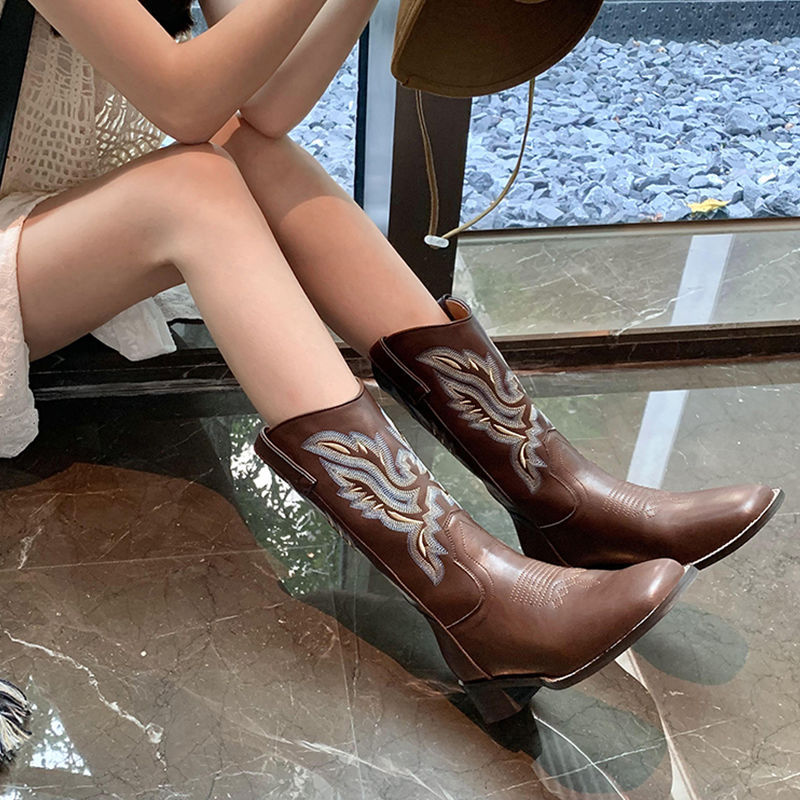 Vintage Brown Western Cowboy Boots Women's 2024 Autumn Slimming V-Mouth Embroidered Square Head Thick Heel Mid-Barrel Knight Boots Long Boots