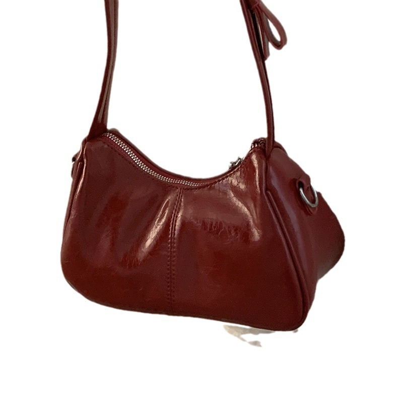 Niche texture hand red bag women's bag 2024 new fashion underarm bag all-match shoulder bag wedding bag