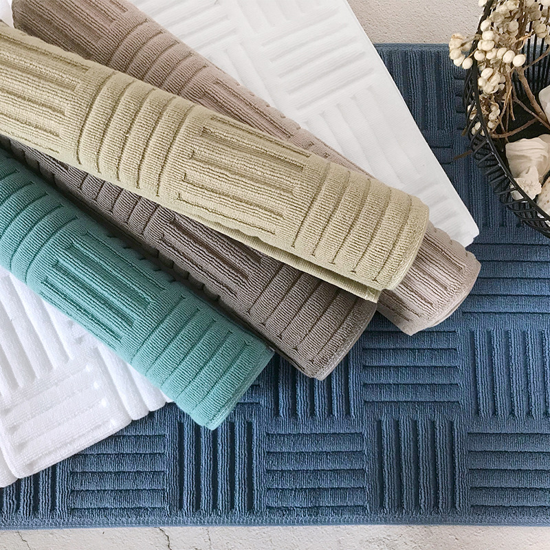 Factory wholesale 32 line cotton striped towel toilet thickened absorbent Japanese mini 240g floor mat