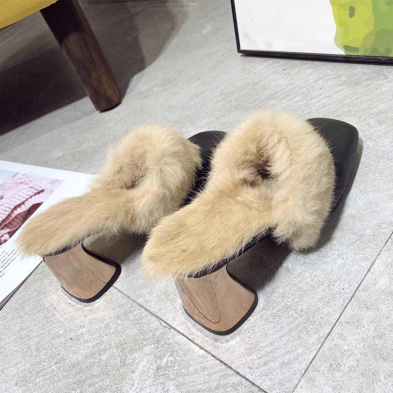 2023 Autumn and Winter New Thick Heel Furry Half Slippers Women's Outerwear Baotou High Heel Slippers Internet Celebrity Medium Heel Mule Shoes