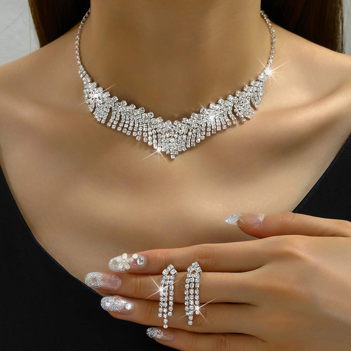 European and American fashion ins style design sexy full diamond fringe necklace retro jewelry bride set necklace earrings 563 