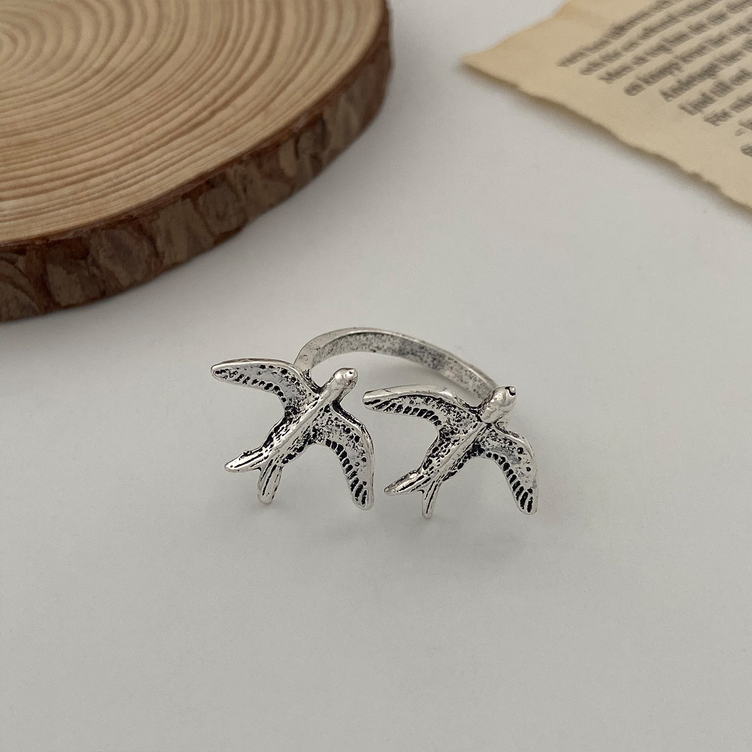 European and American Cross-border Personality Bird Ring Spring Women's 2025 Retro Niche Bird Ring Fashion Creative Finger Ring