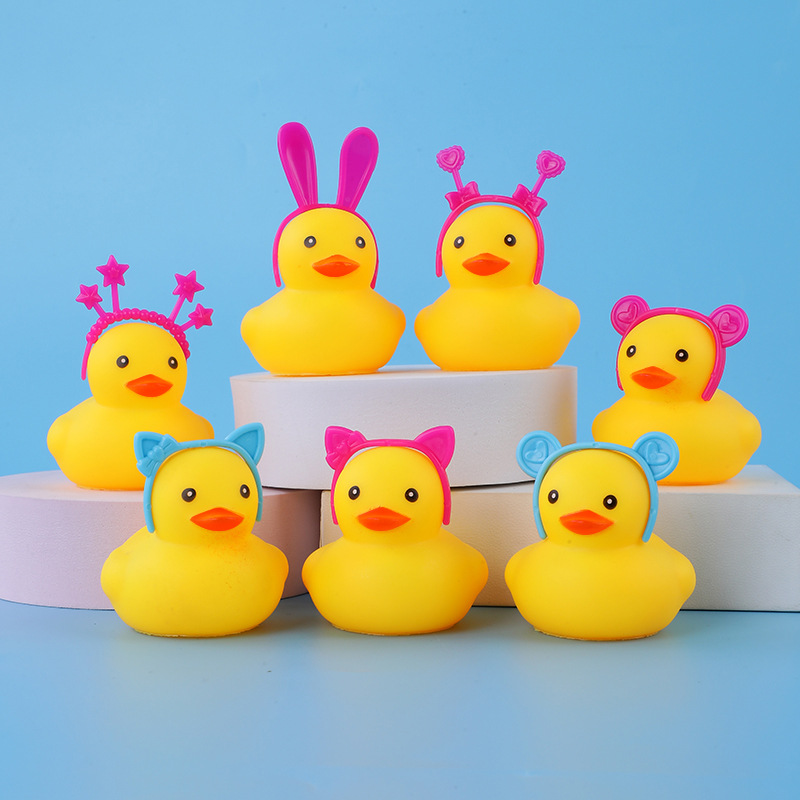 Water playing small yellow duck mini bath toys baby water playing small duck accessories vinyl children's educational toys wholesale