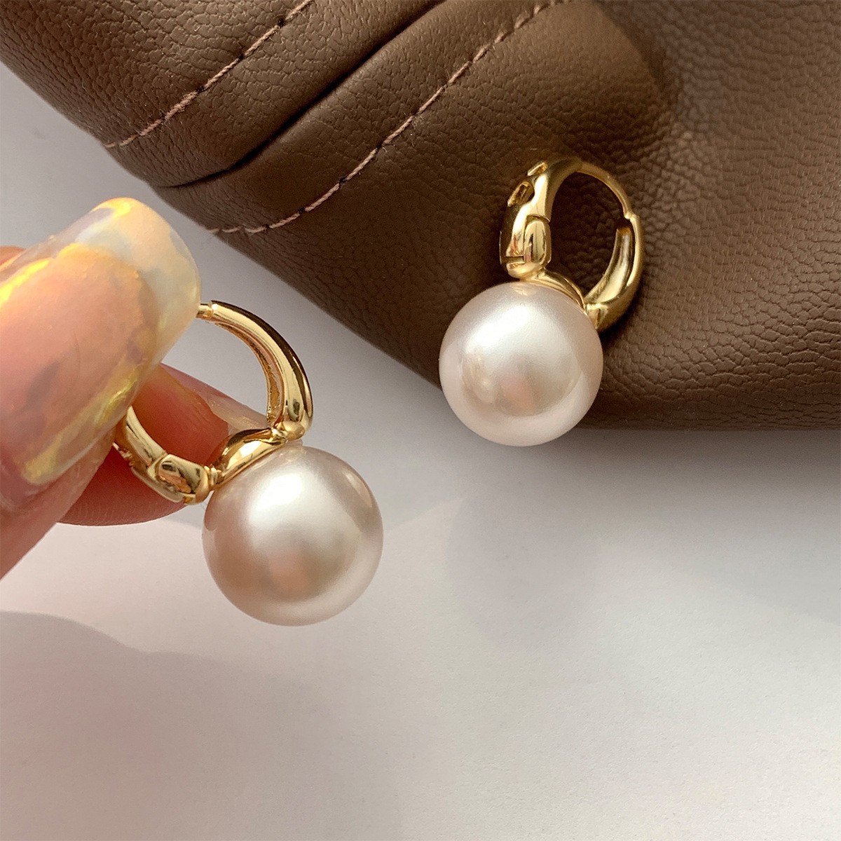 EH0315 White Pearl