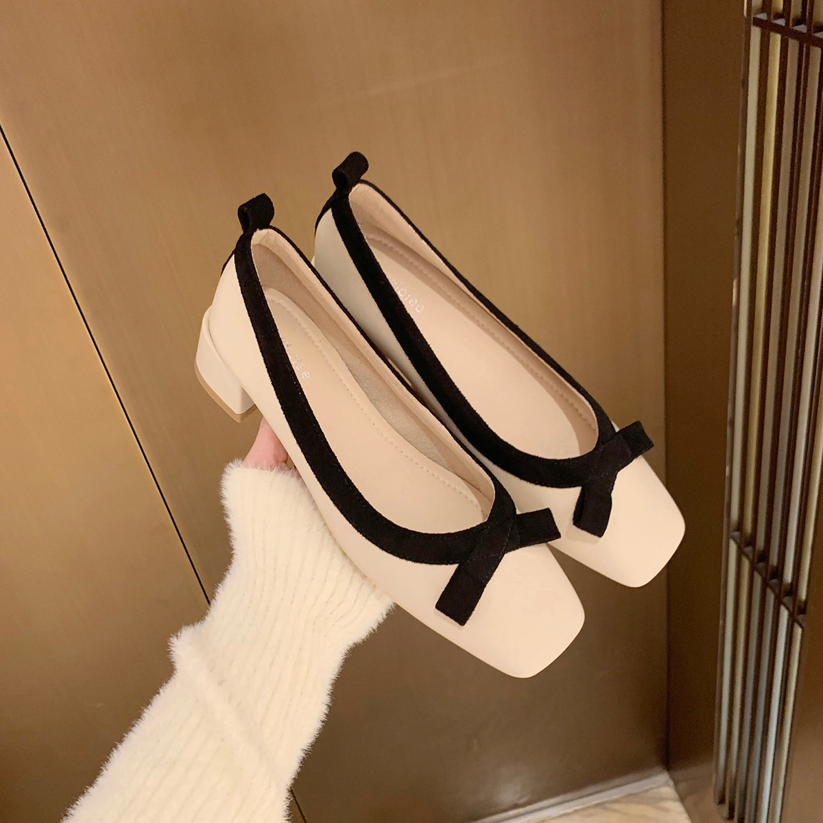 [Grape Mom Same Style] French Evening Wind Bow High Heels Square Head Shallow Mouth Thick Heel Shoes Women's Summer and Autumn