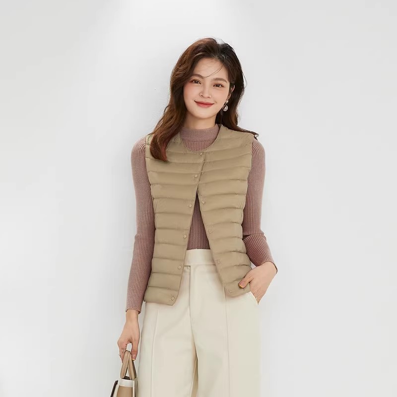2024 Autumn and Winter 90 Fleece Crewneck Light Down Vest Women's Korean V-neck Short Vest plus size Waistcoat