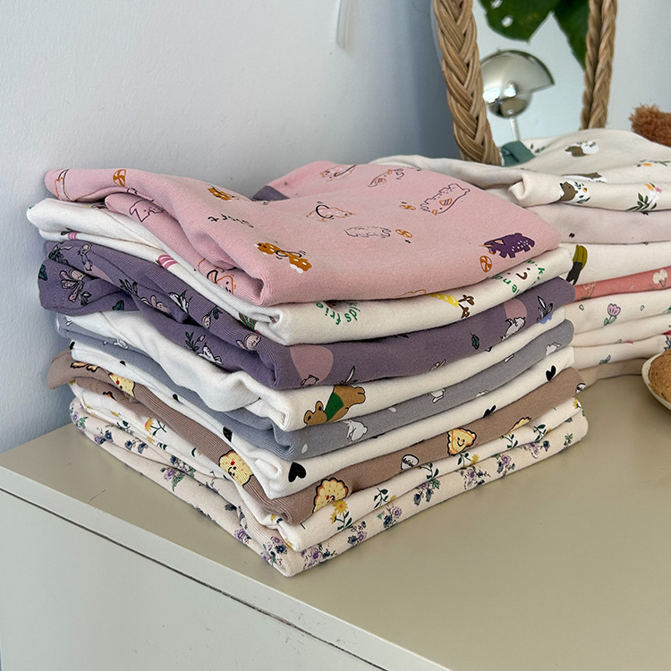 Boys and Girls cartoon home wear suit autumn and winter type A round neck children's pajamas 80-160 size autumn clothes long pants
