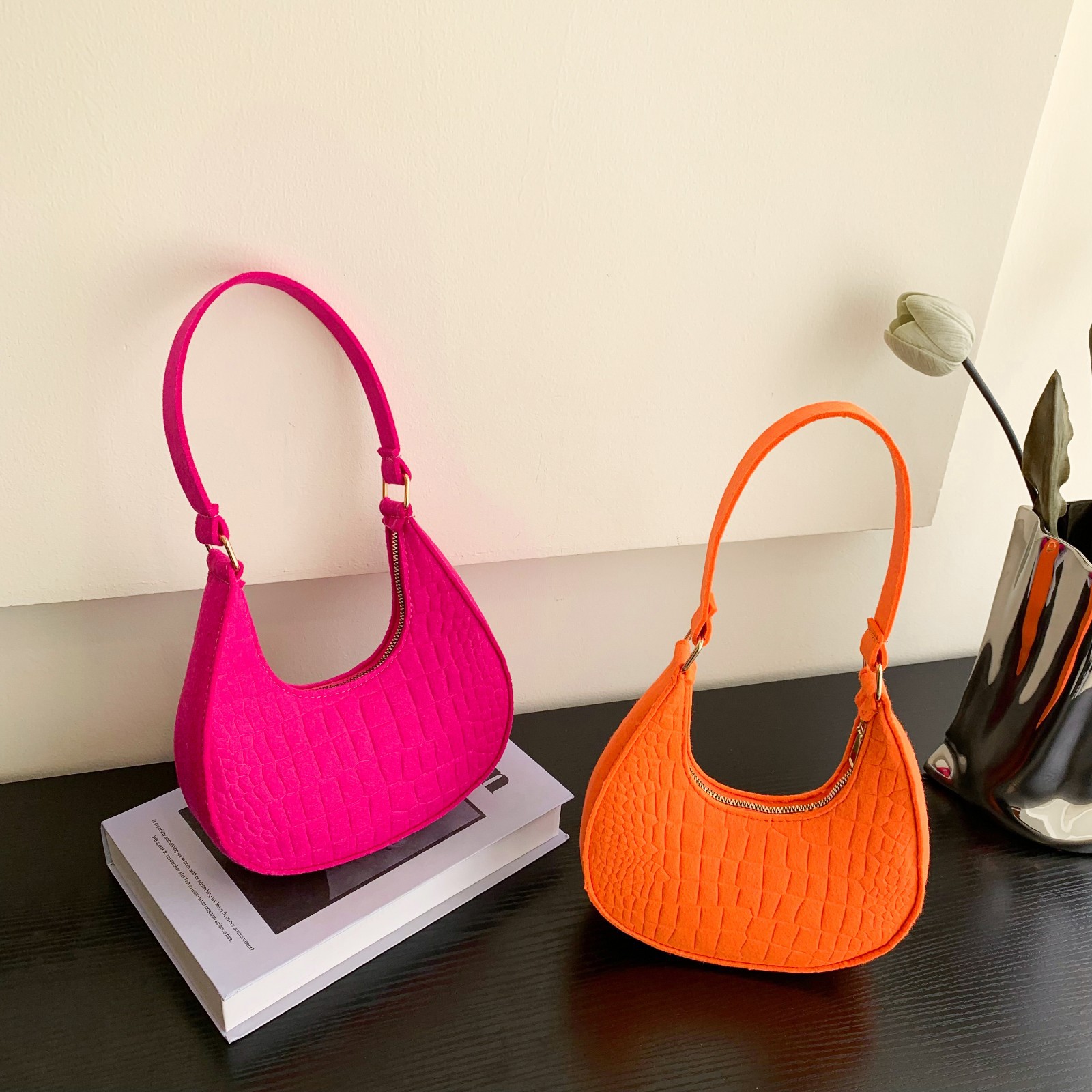Women's bag wholesale Women's bag 2024 trendy Korean style summer new stone pattern underarm bag casual shoulder handbag