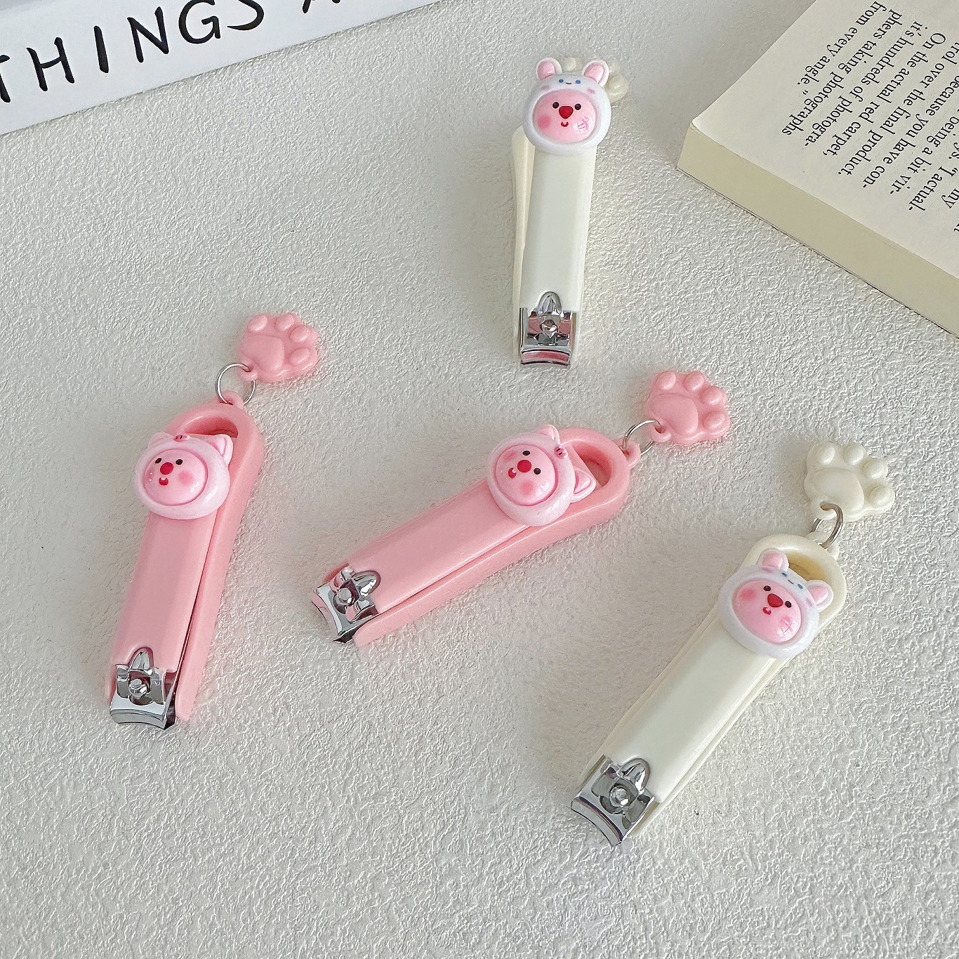 Creative Cat Claw pendant nail clippers outdoor home cartoon nail clippers student manicure manicure nail clippers wholesale