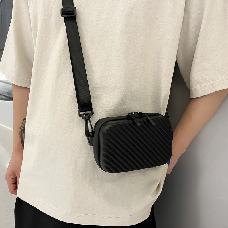 New fashion brand ins indentation box bag street popular Japanese Korean style hard shell bag simple mobile phone bag delivery