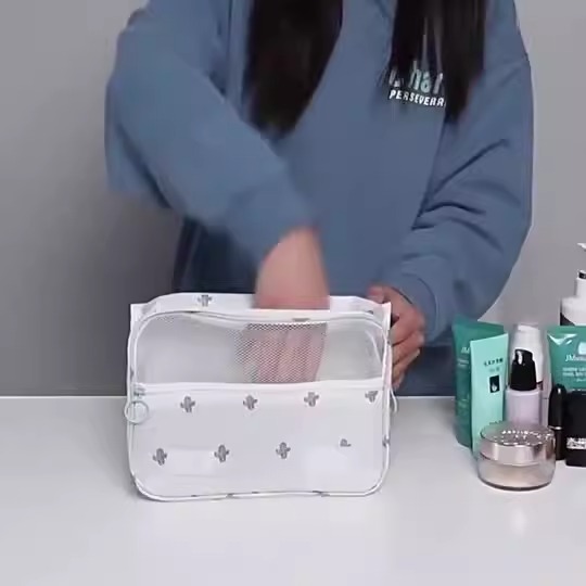 Korean Style Washing Bag Dry and Wet Separation Travel Storage Bag Cosmetic Bag Large Capacity Hook Bag Waterproof Cartoon Hook Bag