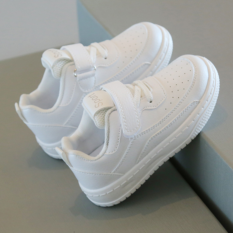 On behalf of children's small white shoes 2024 spring girls sports shoes school boys casual board shoes soft bottom baby shoes