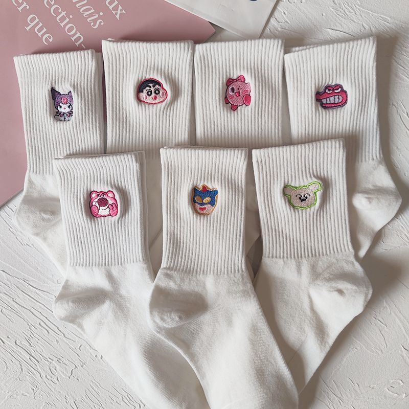 Japanese cotton socks women's mid-calf ins fashionable all-match embroidered couple white socks sports socks cute socks