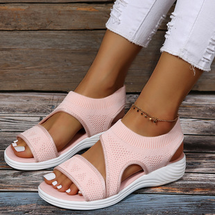2022 European and American foreign trade large size new solid color elastic feet Fishmouth slope heel fly woven mesh casual sandals women