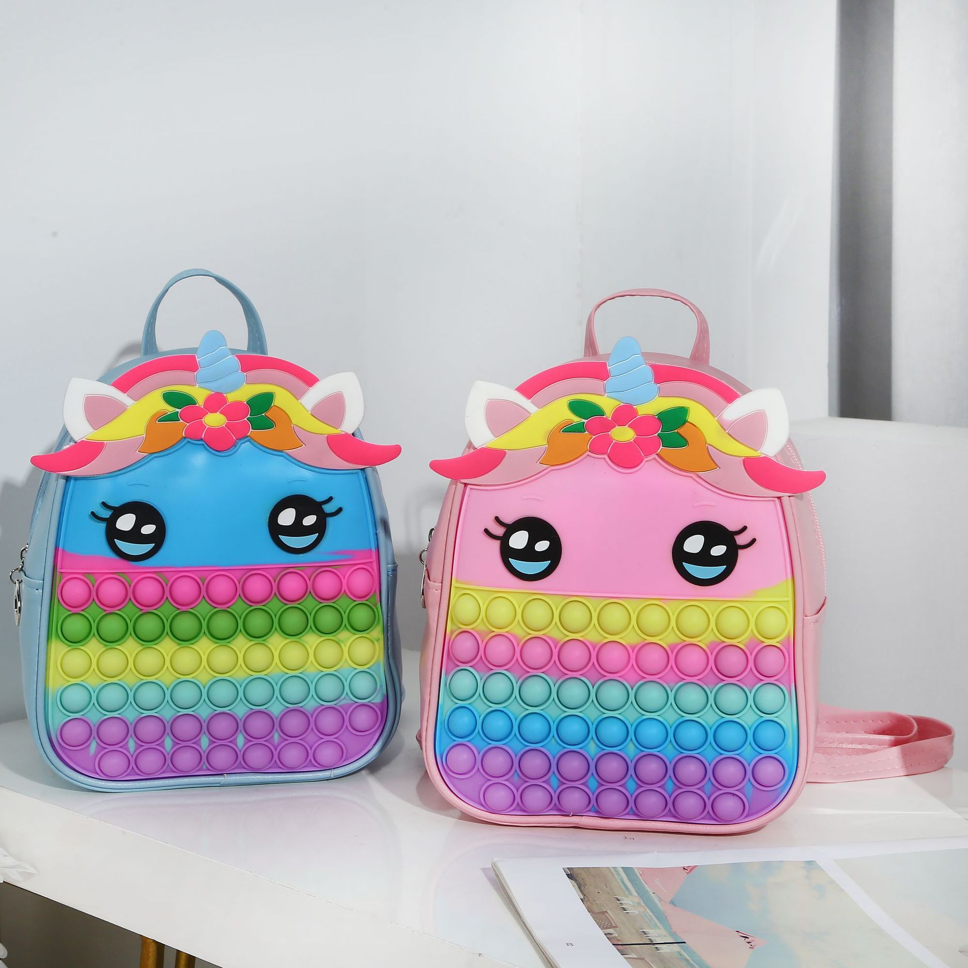 New Unicorn rodent pioneer silicone bag large capacity pinch bubble decompression children's cartoon cute schoolbag