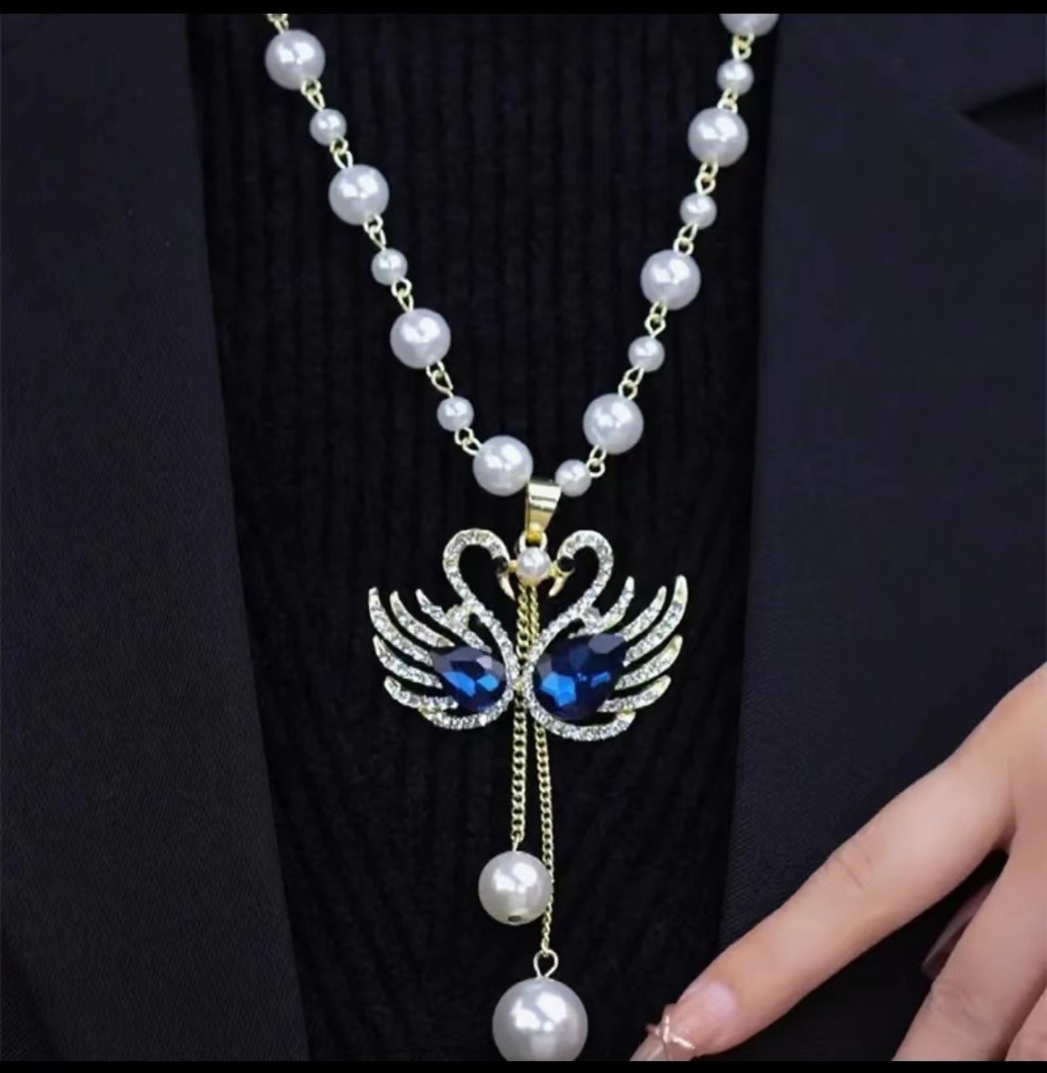 Layers Rich Focus Highlight Woolen Chain Women's High-end Pearl Necklace Accessories Fashion All-match Decorations Pendant