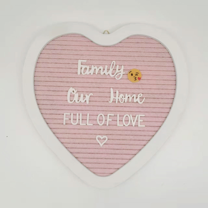Amazon Hot Selling Heart-Shaped Felt Message Board Home Decorative Letter Board