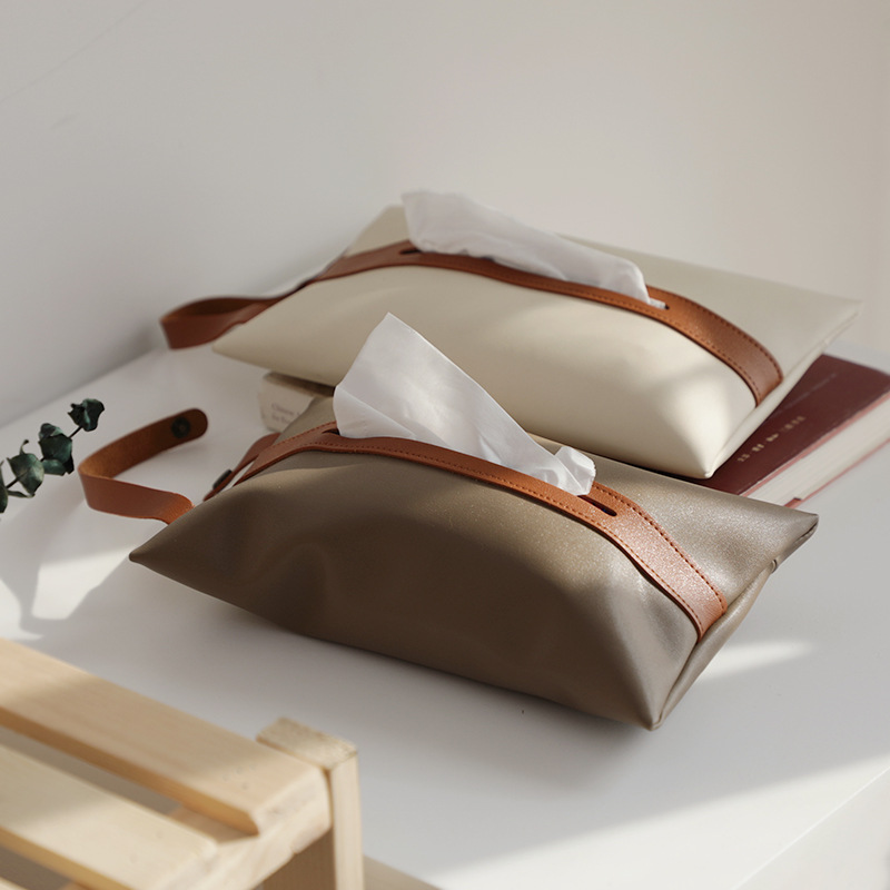 Car-mounted Tissue Box Car-pumping Seat Back Hanging Armrest Box Leather Tissue Bag Hangable Paper-pumping Bag Roll Paper Bag