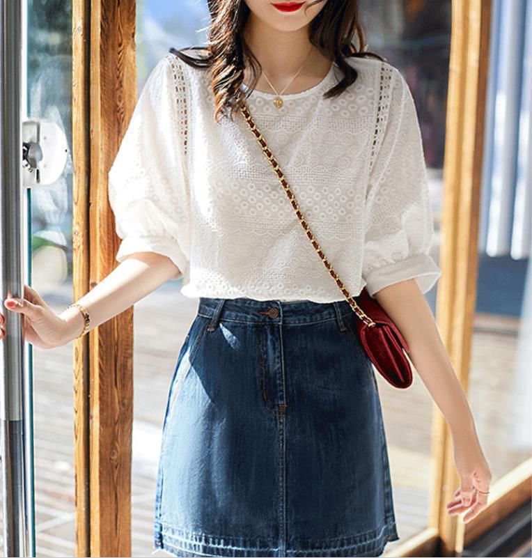 2023 Spring and Autumn New Elegant simple really beautiful water-soluble embroidered lantern sleeve white cotton top half sleeve shirt