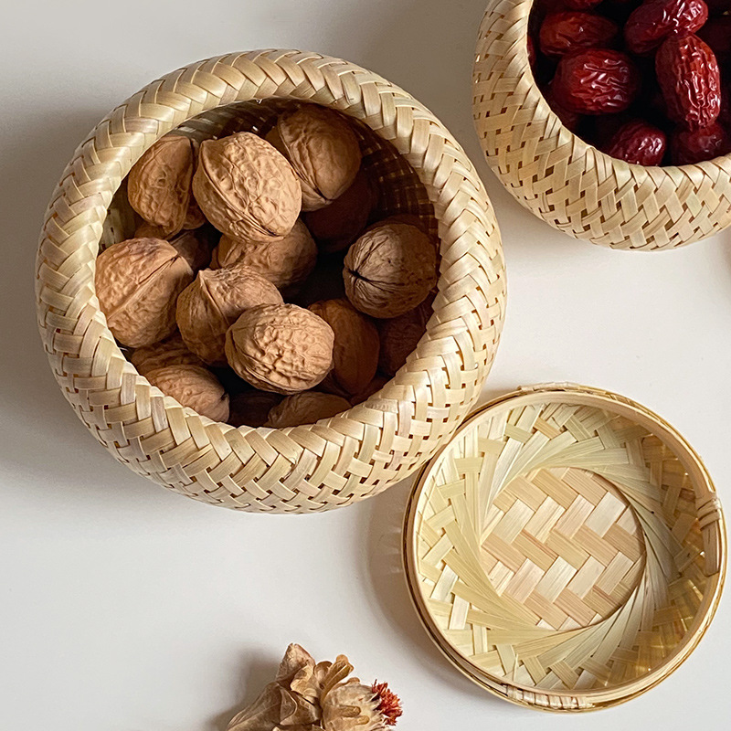Handmade bamboo woven tea jar round double-layer bamboo basket for refreshments dried fruit snacks Snacks bamboo gift storage basket