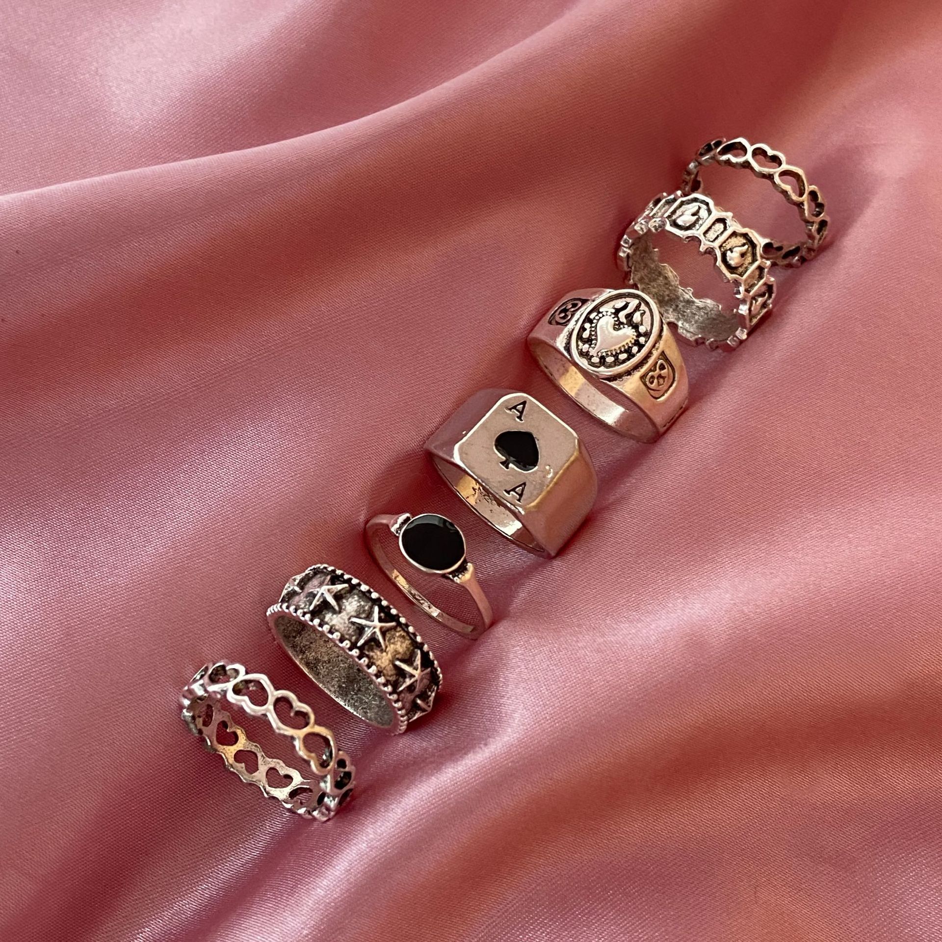 2021 creative fashion temperament ladies jewelry simple atmosphere dark retro spades love ring 7 pieces