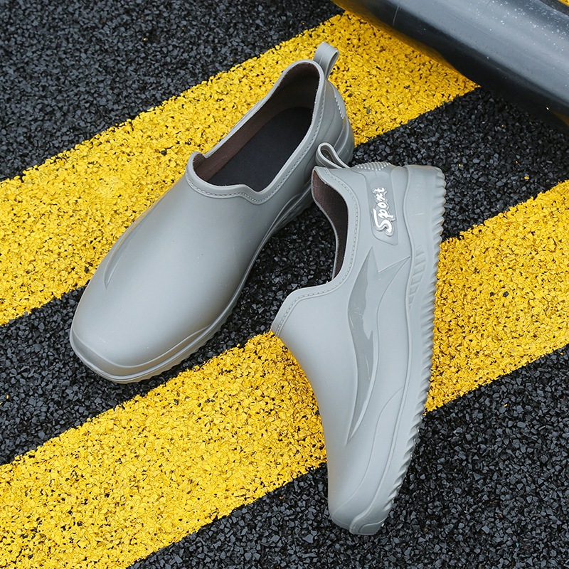 Cross-Border Men's water shoes new flat non-slip fashion rain boots Korean style waterproof warm solid color spring and autumn men's rain boots